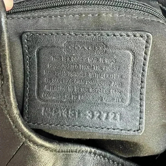 Coach Madison Large Shoulder Bag - C1481-32721 - Printed Signature Fabric - Picture 13 of 16